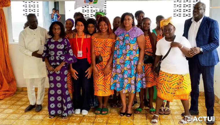 Neuf Jeunes Filles Diplômées de l’IFEF d’Abidjan : Vers une Nouvelle Autonomie Professionnelle